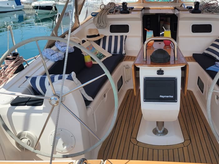 9h of sailing along the coast of Split