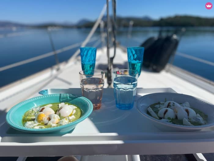 Verborgen baaien van Lefkada: zeilen, snorkelen en lokale specialiteiten