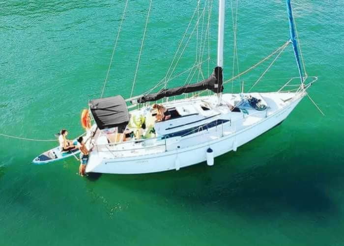 Half-day sailing and relaxation from Tróia