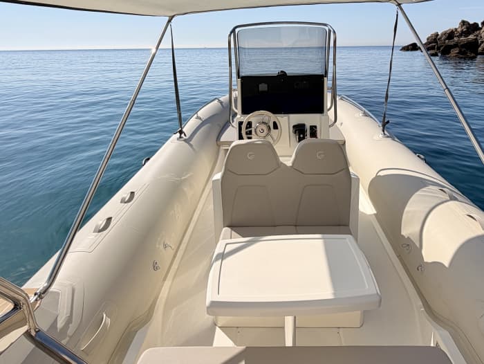 Sea Escape for Groups — Hidden Coves, Open Water & Shared Moments