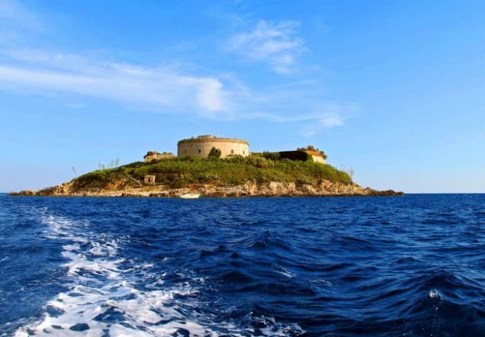 Boka Bay VIP: Privates Schnellboot-Erlebnis und personalisierte Kreuzfahrt