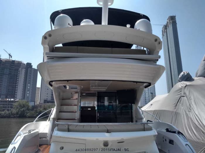 Halbtägiger Motorbootverleih in Balneário Camboriú