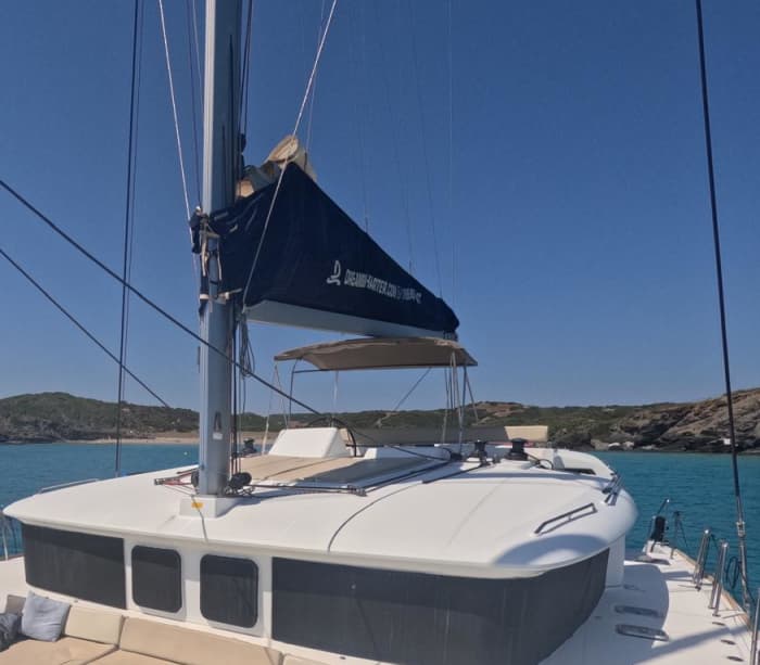 Discover the island of Menorca by catamaran