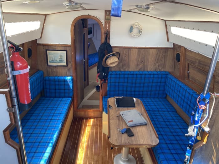 Vermouth Sail Experience – The perfect plan: sailing, swimming and vermouth at sea.”