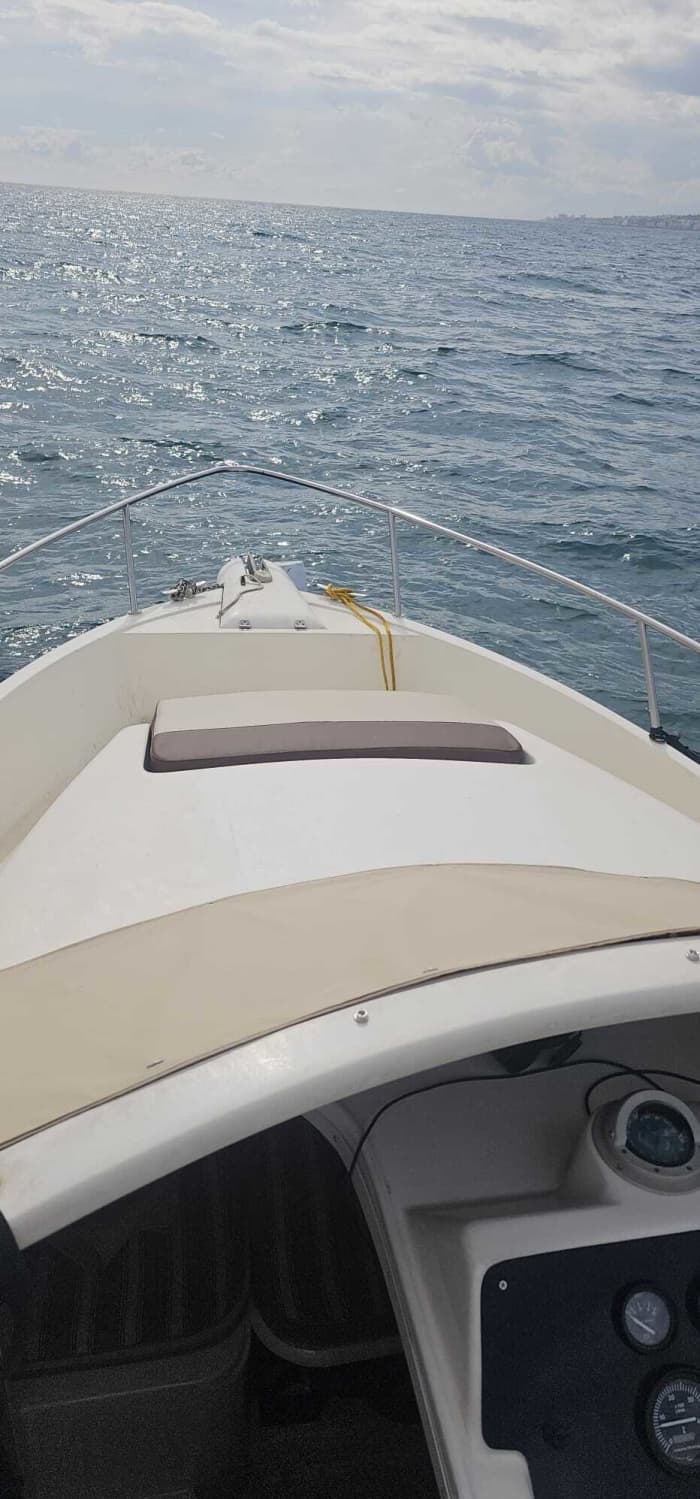 One day around Fuengirola: Enjoy 5h15 of discovery on a motorboat