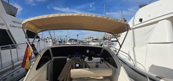 One day around Fuengirola: Enjoy 5h15 of discovery on a motorboat
