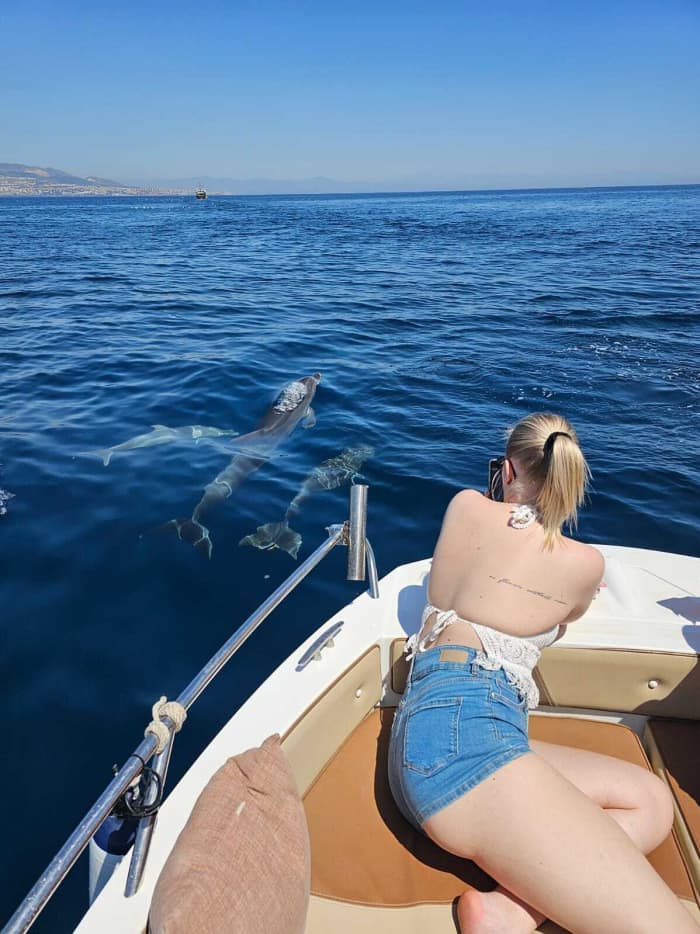 One day around Fuengirola: Enjoy 5h15 of discovery on a motorboat