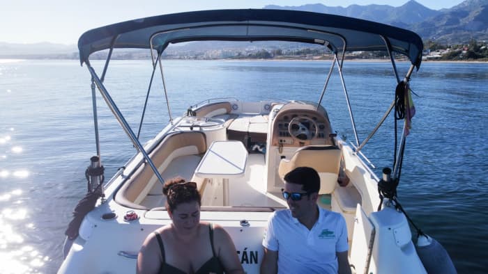 Mini Mediterranean Getaway – 2-Hour Boat Tour
