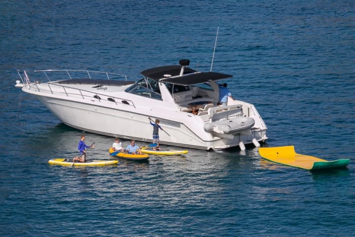 Half-day trip in Playa Panama on a motor yacht