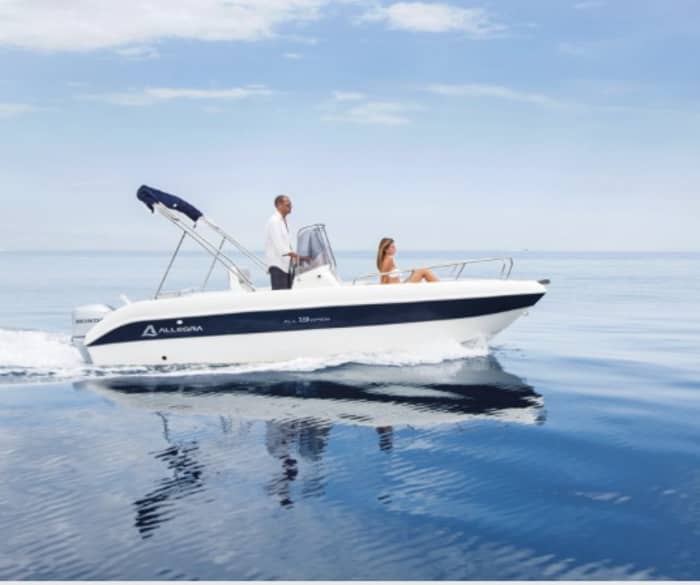 A day in Sorrento on a motorboat