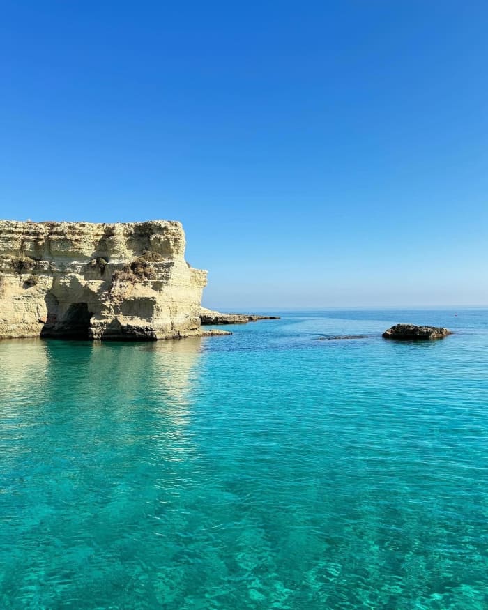 Boottocht van San Foca naar Sant'Andrea: Faraglioni en baaien (2,5 uur)