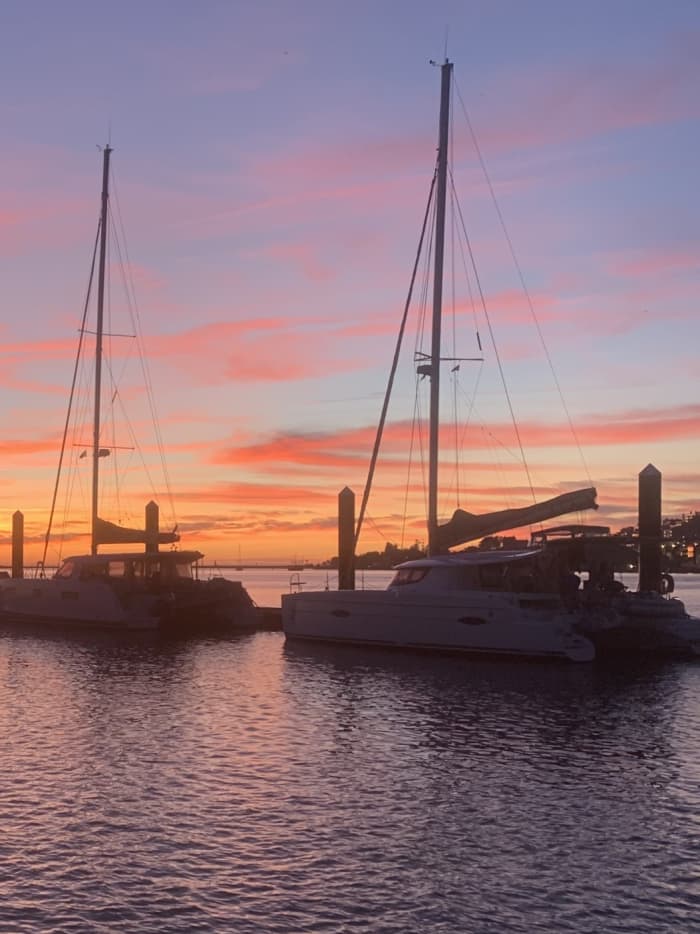 Discover Porto on a sailboat for a full day