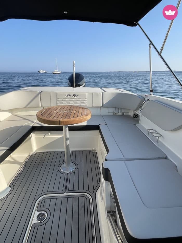 Freedom Cruise – Explore the French Riviera Differently