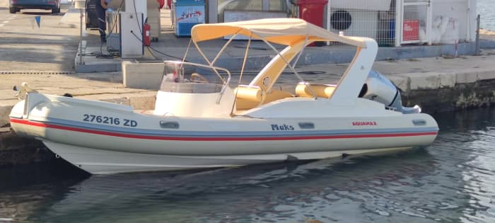 Une journée autour de Zadar : Profitez de 9 heures de découverte en bateau à moteur