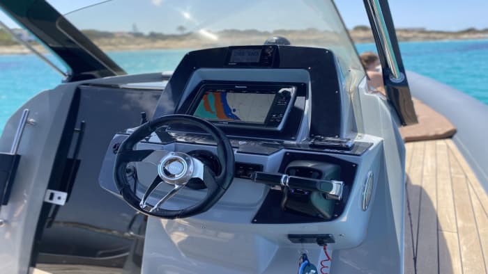 Segeln Sie durch die paradiesischen Inseln Ibiza und Formentera