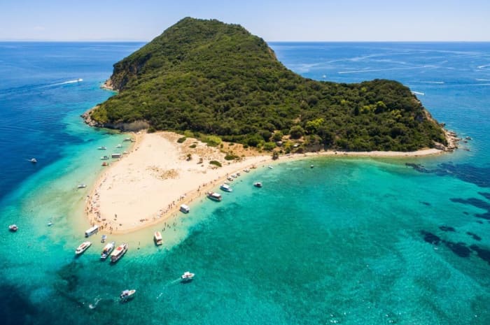 8h of sailing along the coast of Zakynthos