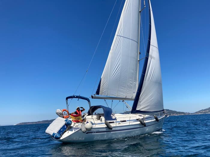 Full-day sailing experience in Baiona