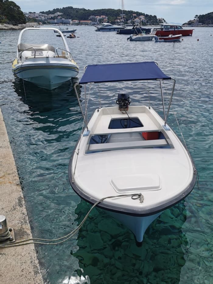 Hvar Island Vibes – Pakleni Islands Boat Day