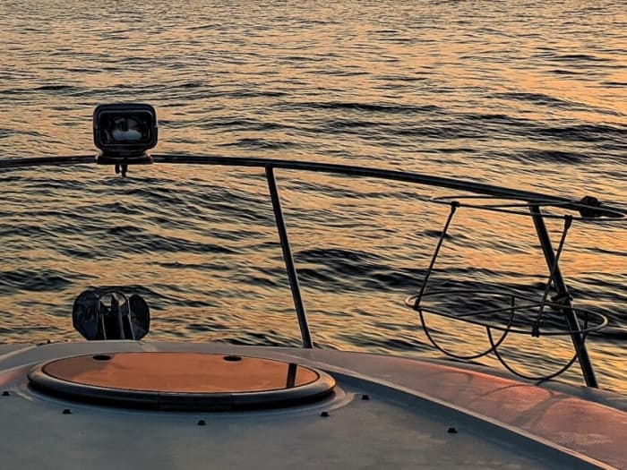 « Découverte de Réthymnon à la demi-journée ou à la journée : votre escapade de luxe en bateau à moteur ! »