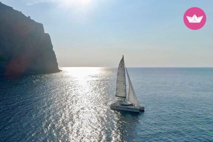 Into the Blue – Um dia de liberdade na costa selvagem de Maiorca