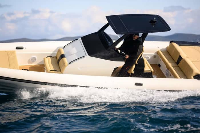 Halbtägige private Kreuzfahrt nach Antiparos und zur Blauen Lagune - Der Preis beinhaltet alle Kosten.