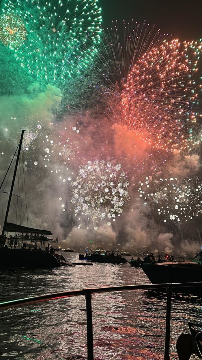 Experience the waves: a half-day getaway to Cannes aboard a motorboat
