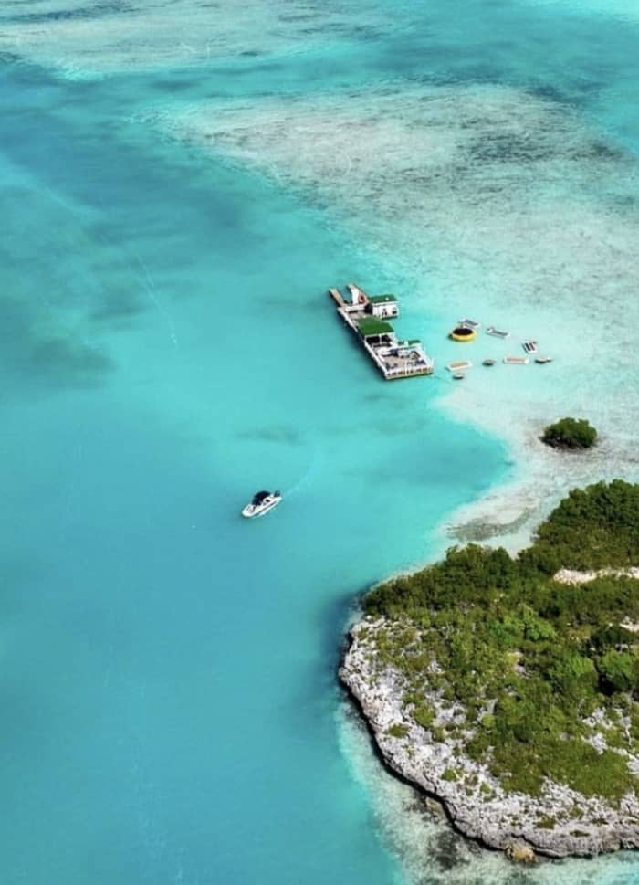 Exploration des Merveilles des Îles : Grace Bay, Iguana Island, Half Moon Bay et Plus