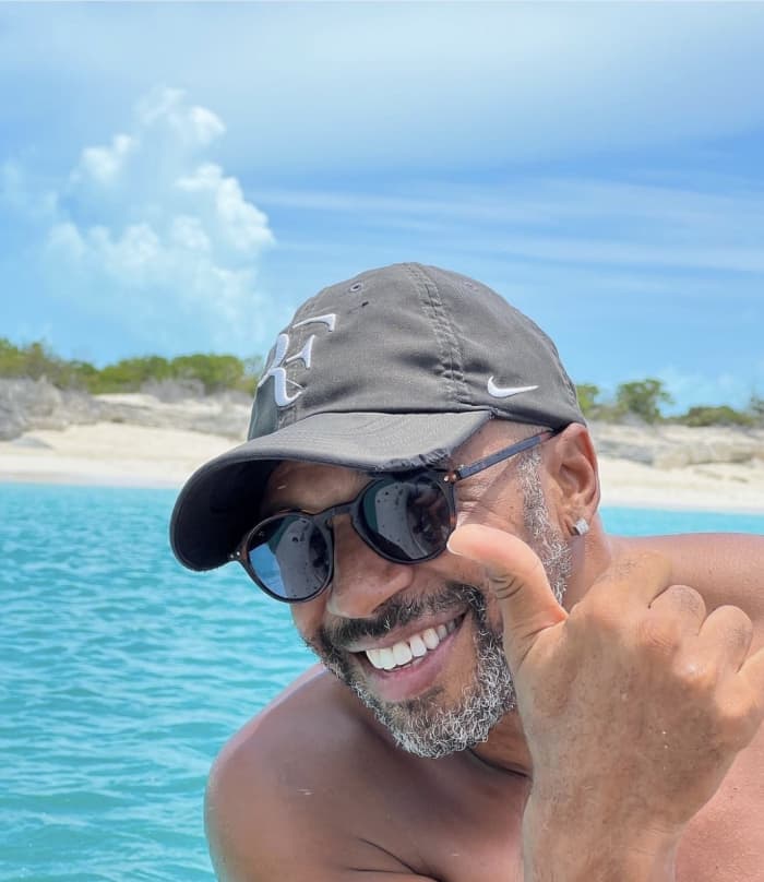 Exploration des Merveilles des Îles : Grace Bay, Iguana Island, Half Moon Bay et Plus