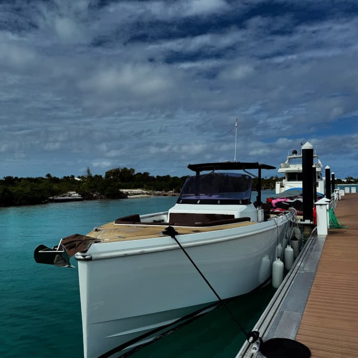 Exploration des Merveilles des Îles : Grace Bay, Iguana Island, Half Moon Bay et Plus