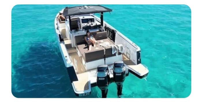 Exploration des Merveilles des Îles : Grace Bay, Iguana Island, Half Moon Bay et Plus