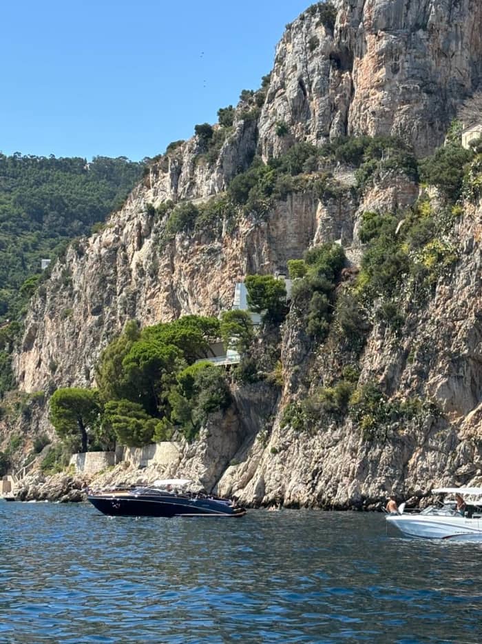 Between Monaco and Menton: charming cruise in 4 hours