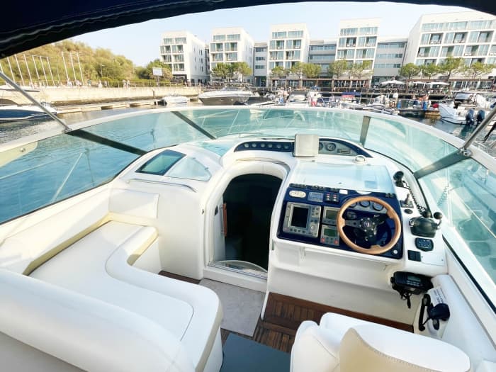 The best of the Tróia Peninsula is on the water: your full private day on a motorboat