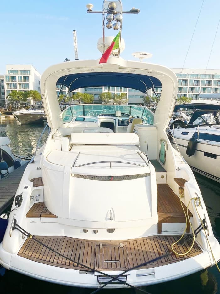 The best of the Tróia Peninsula is on the water: your full private day on a motorboat