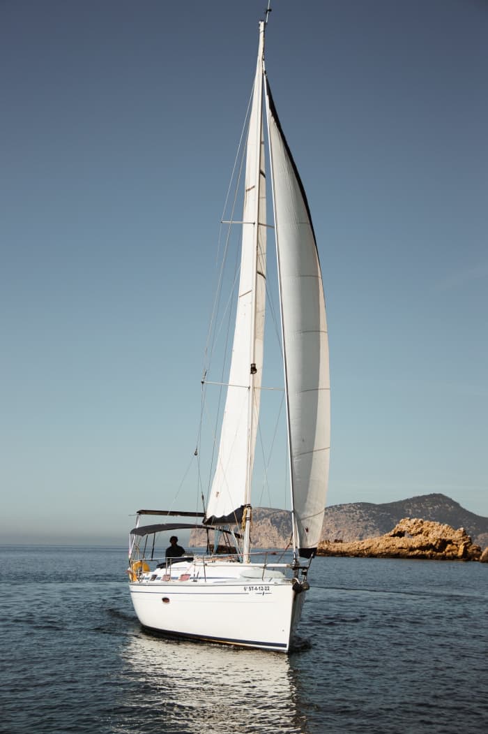 Excursión privada en velero desde Port de Soller