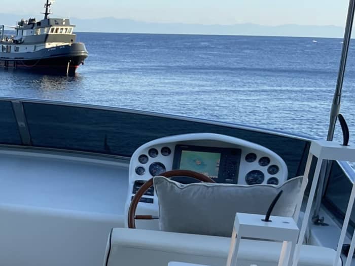 A day exploring the island of Vulcano aboard a yacht