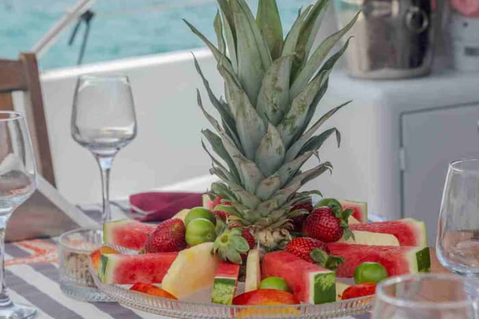 Naviga verso la serenità: una fuga in yacht privato attraverso il blu nascosto di Bodrum