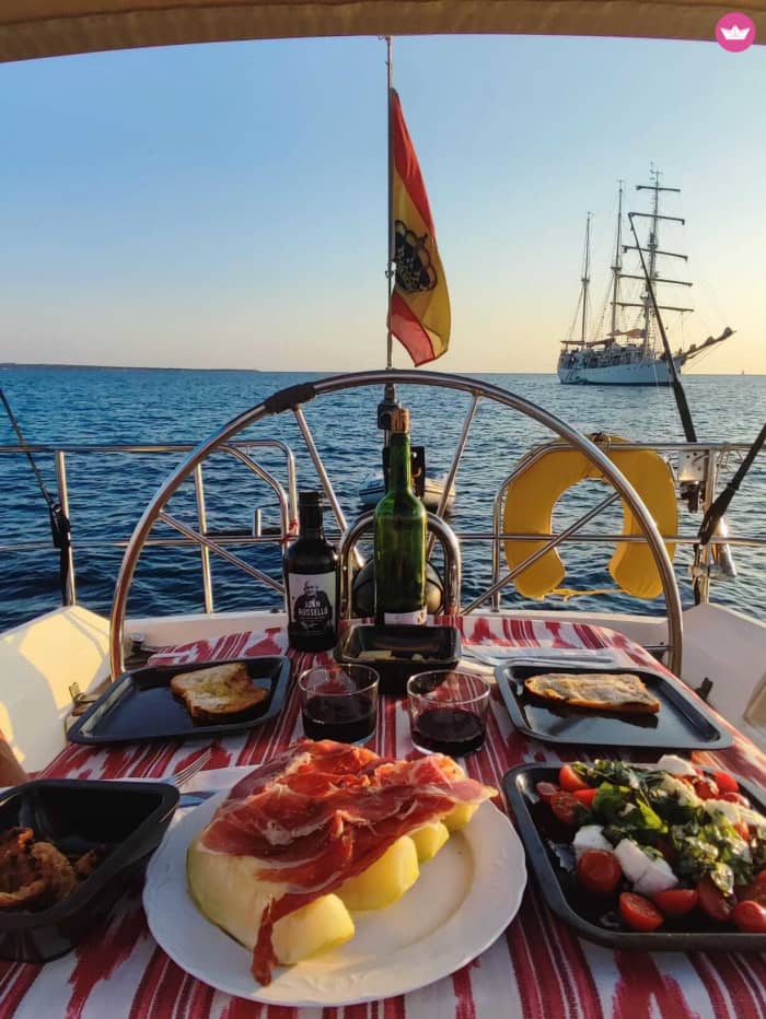 Sunset Cruise: Enjoy the Magic Hour from a Secret Cove