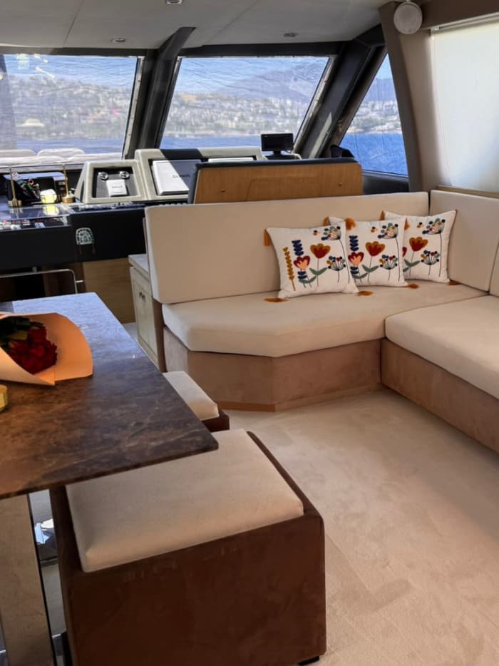 Luxe cruise door Akvaryum Bay en Black Island