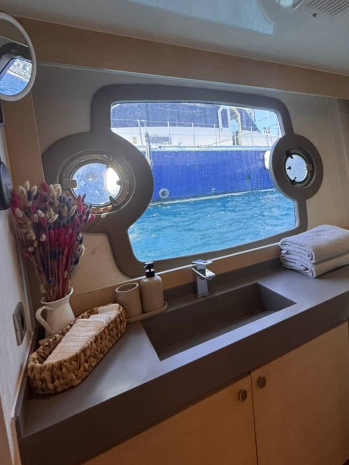 Luxe cruise door Akvaryum Bay en Black Island