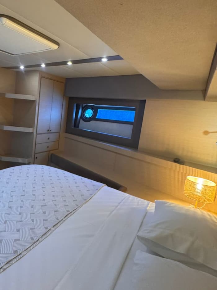 Luxe cruise door Akvaryum Bay en Black Island