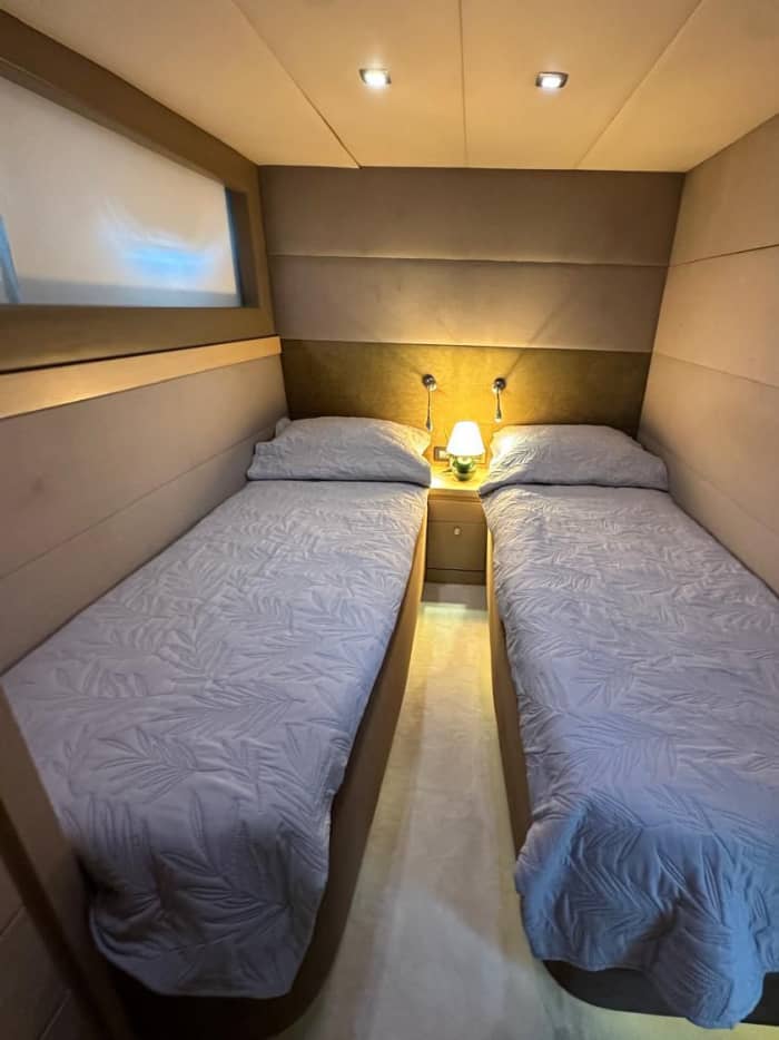 Luxe cruise door Akvaryum Bay en Black Island