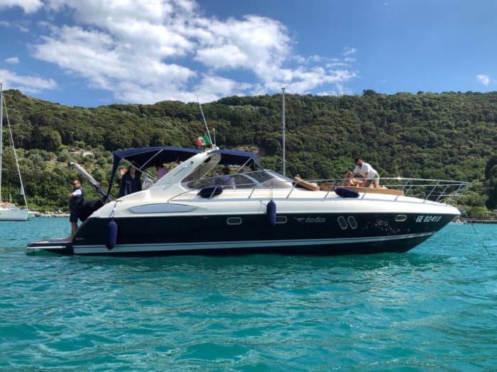 Cinque Terre från havet — Åtta och en halv timme på Airon Marine 388 från Bocca di Magra
