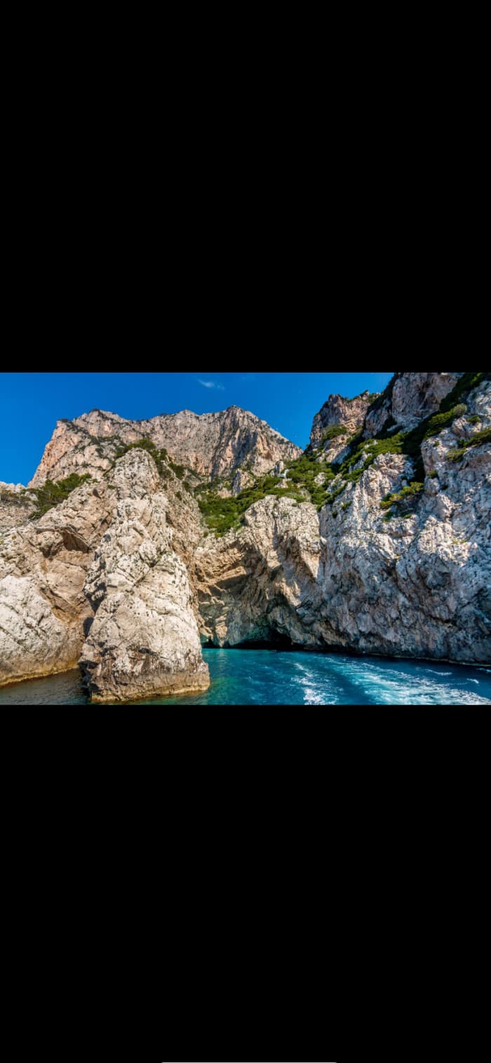 Heldagskryssning till Capri och de legendariska grottor
