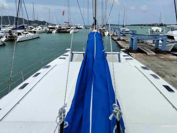 Racha-eilanden en Coral Beach catamarancruise