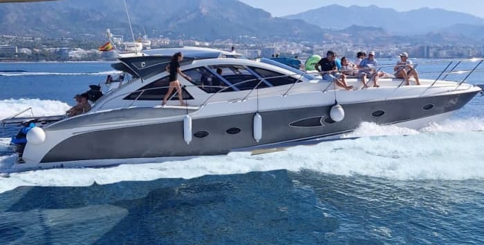 Dagtocht naar Puerto Banus en dolfijnen spotten!