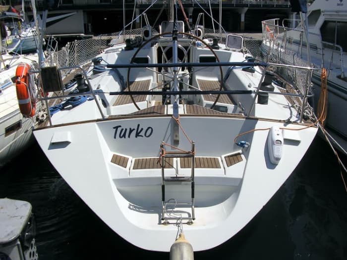 Full-day sailing experience in Barcelona