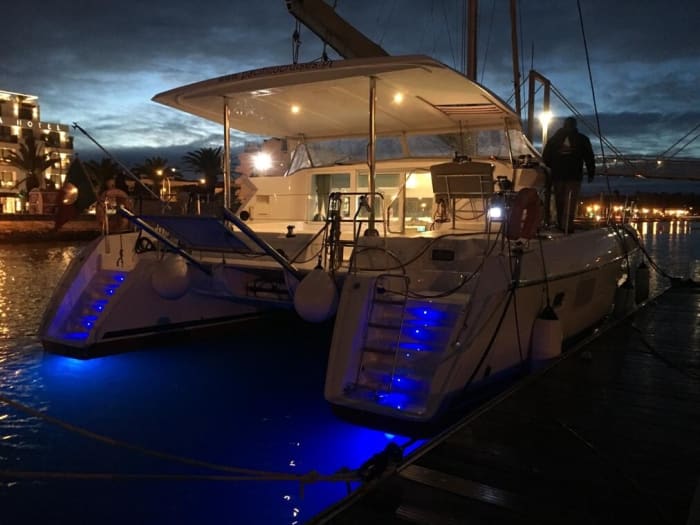 Le rythme de Lisbonne : des moments inoubliables à bord d'un catamaran