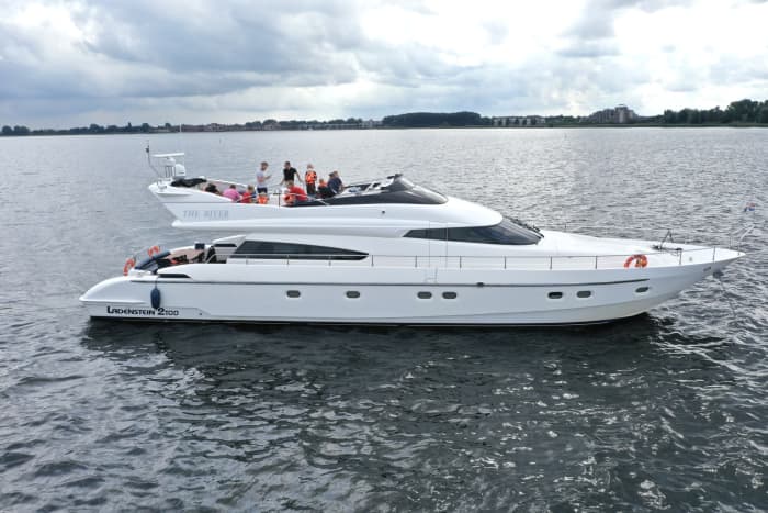 Experience a one-of-a-kind day on the water, starting in Leystad