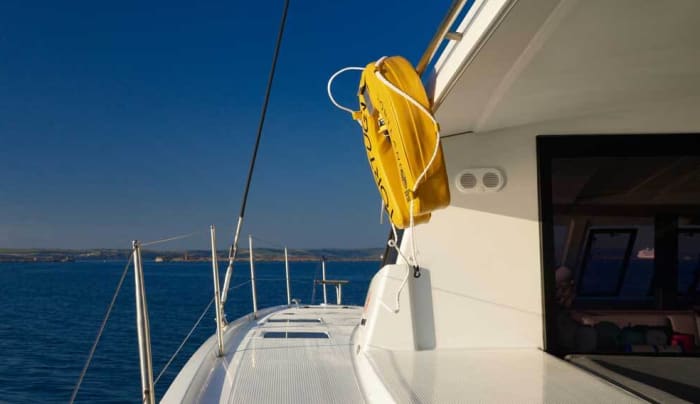 Full-day catamaran rental in Isle of Portland