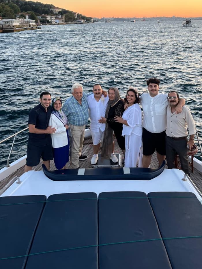 Dine with the Sunset – 4-Hour Private Bosphorus Dinner Cruise in Istanbul